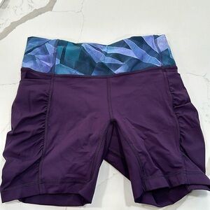 Lululemon shorts- 6in